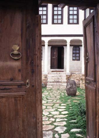 Vergoula'S Mansion Kastoria Exterior photo