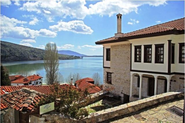 Vergoula'S Mansion Kastoria Exterior photo